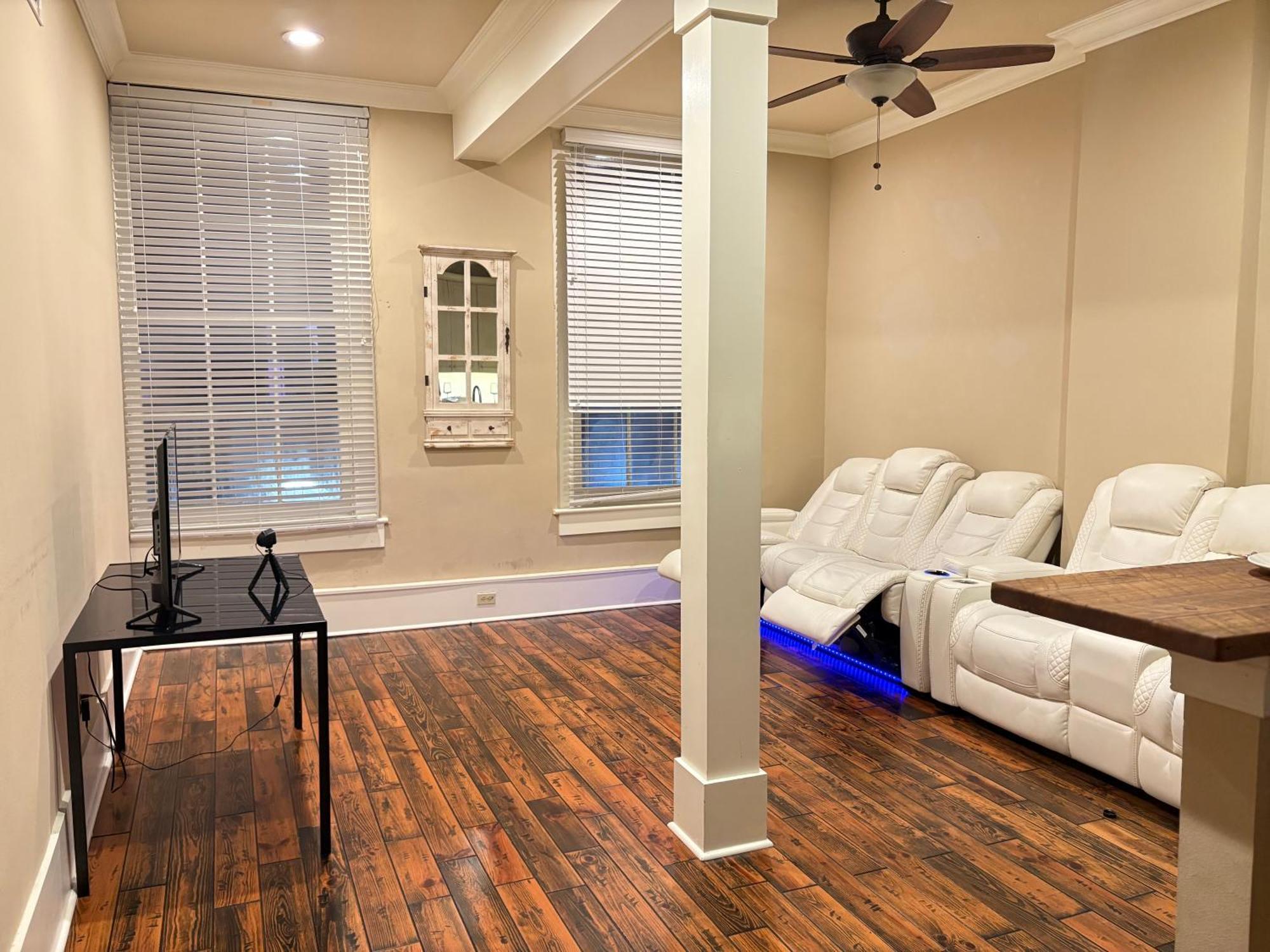 Apartment Luxury Decatur St New Orleans, French Quarter's Vieux Carre New Orleans