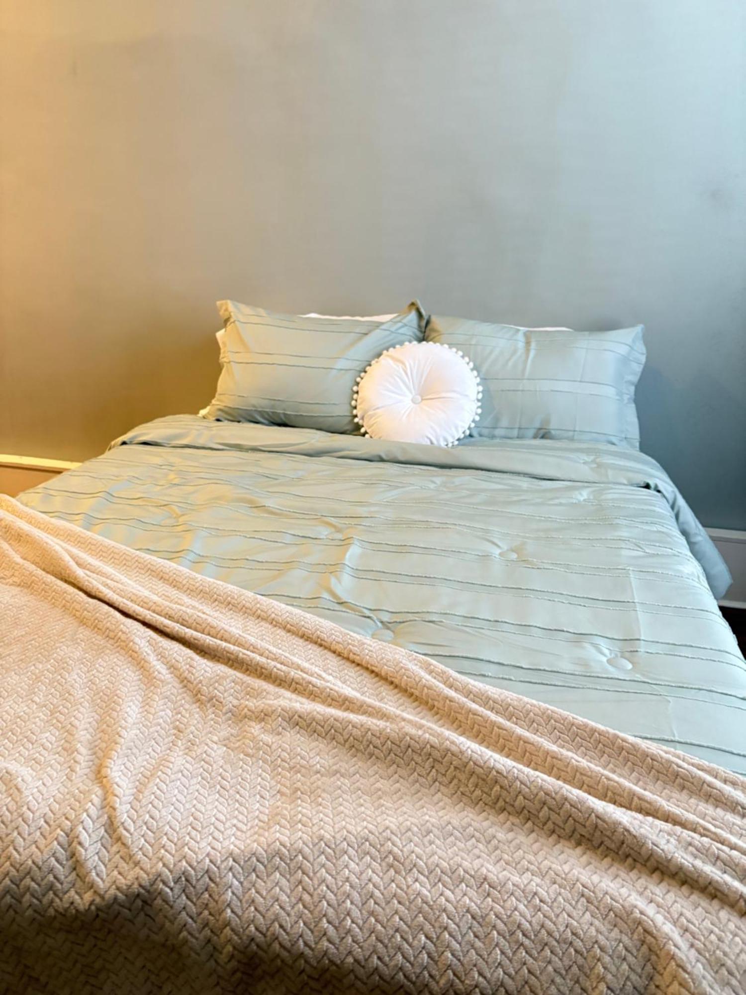 Luxury Decatur St New Orleans, French Quarter's Vieux Carre Apartment *